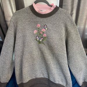 Bonworth embroidered crew neck with butterflies and flowers size small